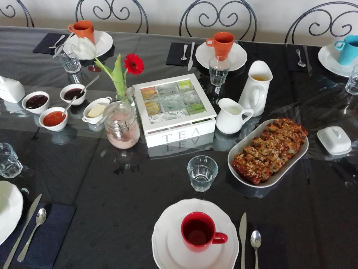 Chambres Et Table L' Echappee Bouvesse-Quirieu Dış mekan fotoğraf