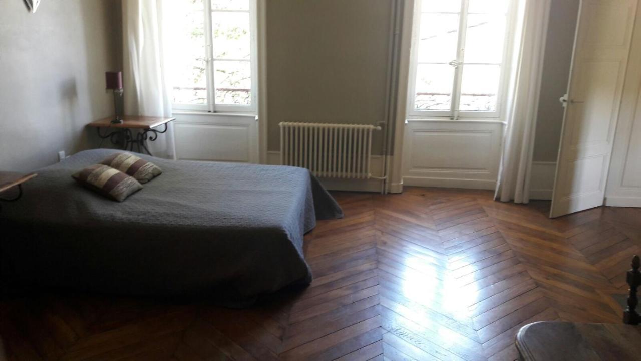 Chambres Et Table L' Echappee Bouvesse-Quirieu Dış mekan fotoğraf