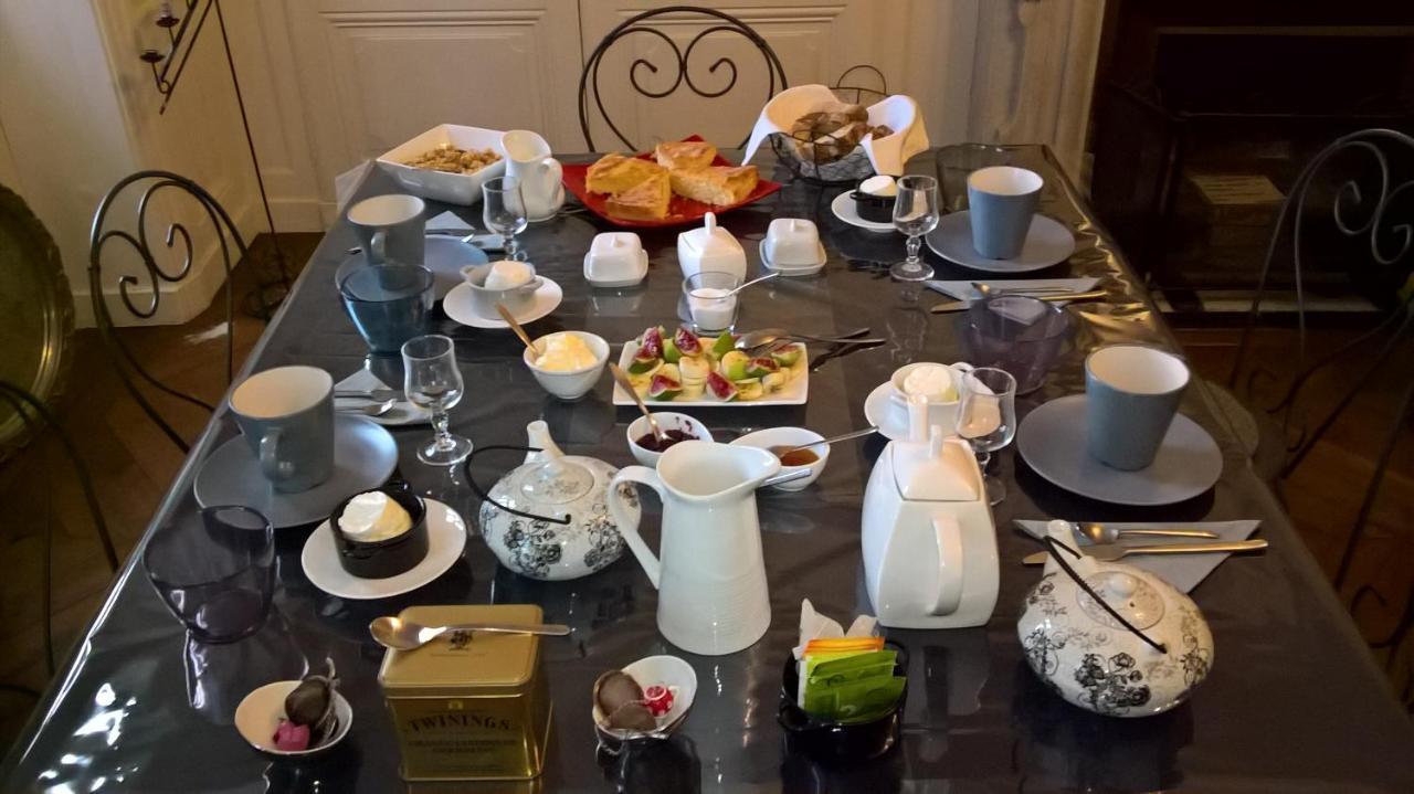 Chambres Et Table L' Echappee Bouvesse-Quirieu Dış mekan fotoğraf