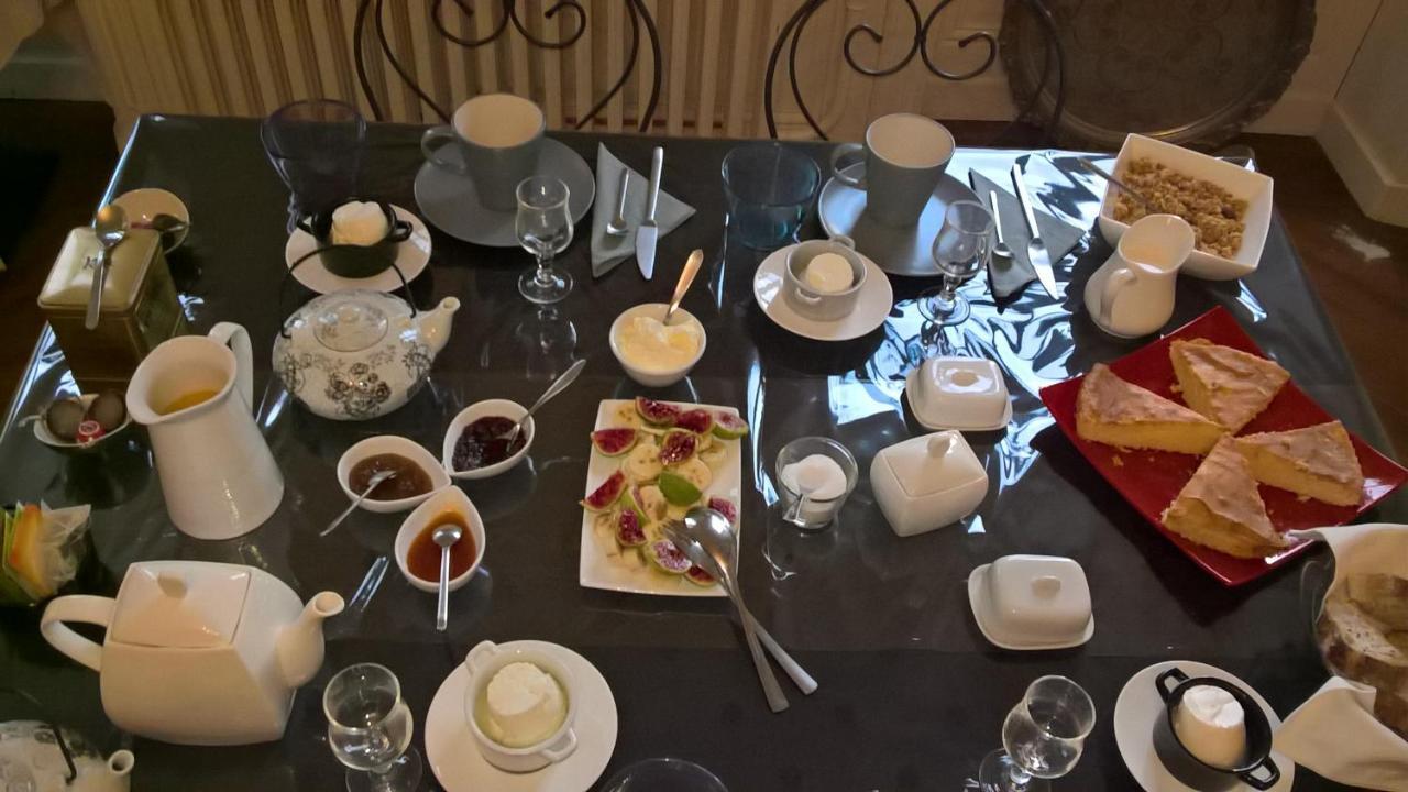 Chambres Et Table L' Echappee Bouvesse-Quirieu Dış mekan fotoğraf