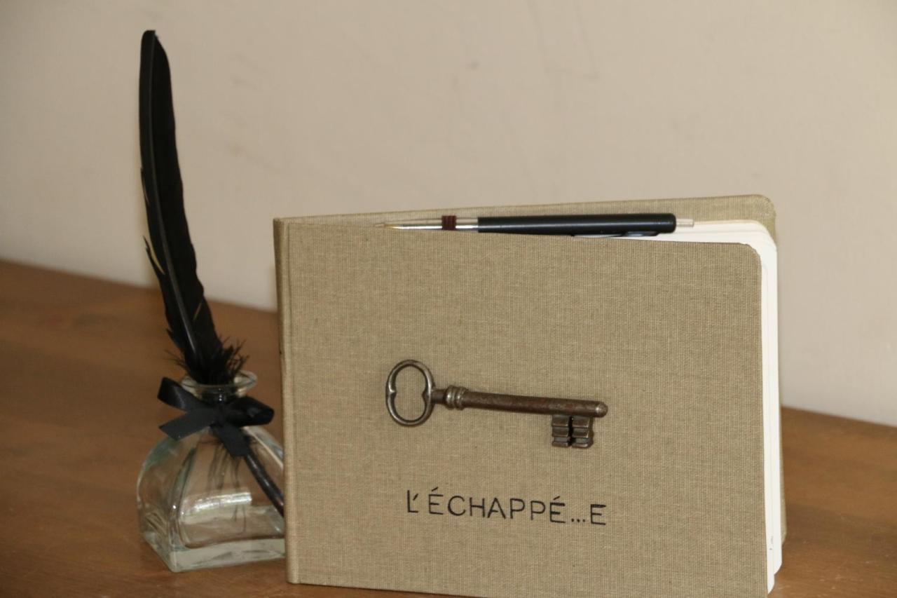 Chambres Et Table L' Echappee Bouvesse-Quirieu Dış mekan fotoğraf